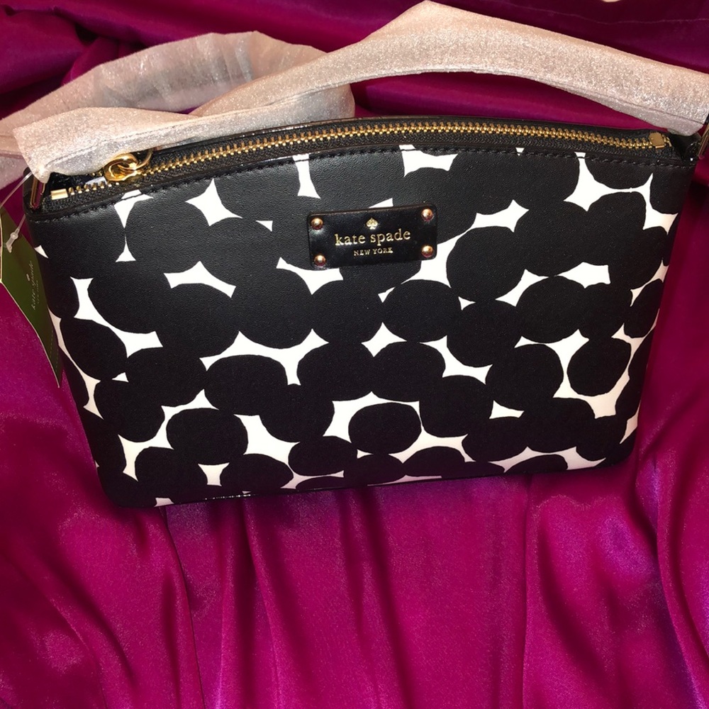 Brand new Kate Spade crossbody 🤸🏾‍♀️💕